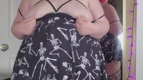 BBW Striptease Jiggle and Standing Vibrator Orgasm