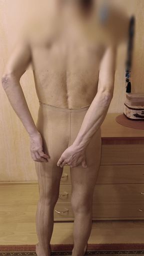 When I get home, I jerk off without taking off my tights.