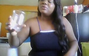 Ebony BBW With Big Natural Tits Pees on Webcam