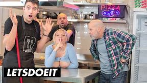 Dirty 'Stepmom Miss Jackson' seduces thirsty restaurant staff for explosive group bangs