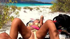 Public Beach Blowjob and Anal Fuck