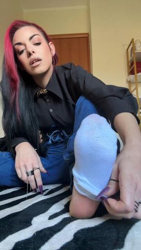 Tornano tutti ai miei piedi👑👣