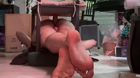 Fucking myself to a handsfree orgasm using a chair
