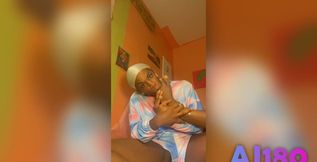 Aj180 Presents: Ten Toes &amp; Two Lips