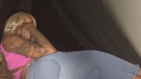 Farts in leggings and jeans with January Vice