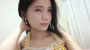 Amateur stepsister bonds with lucky stepbrother in raw Japanese-style sex