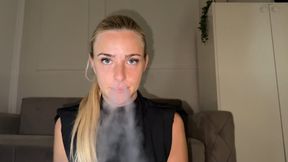 Comparing vape and cigarette CUSTOM