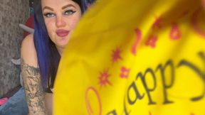 valeri in latex body b2p big yellow balloon