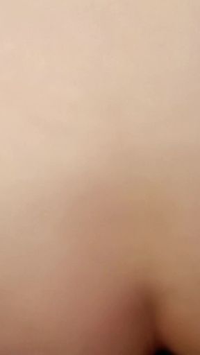 Gadget Helps to a Fan to Cum a Lot