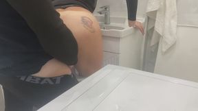 Milky Gym girl was fucking in her bathroom after sport 4K