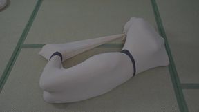 shufu58-The girl was stuffed into a stocking bag and then struggled incessantly.