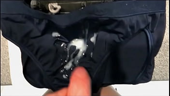 Slow-motion cumshot 13...  sperma-fetish