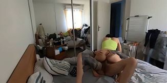 il se fini entre mes fesses