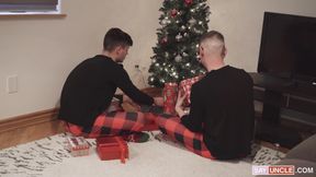 Unwrapping Santa&amp;#039;s Cock