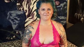 FIRST TIMER BBW PENNY SUCKS DICK THE MOST FEMALE FIRST TIMER ANYWHERE IN PORN