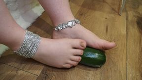 Zucchini foot games #1