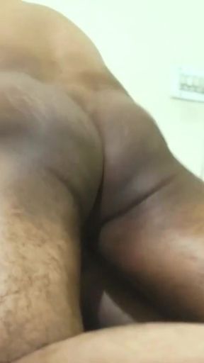 Desi indian couple enjoyed lingery then kissing and fucking   Clip 1