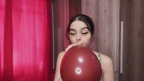 baloes grandes sendo estourados na barriga AI QUE DOR