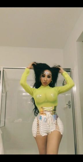 Big Tit Brunette