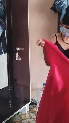Desi Bhabhi Changing Clothes in Front of Devar.
