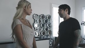 Gostosa Peituda Tem Que Se Contentar Com O Mete Fofo - Bridgette B
