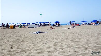 at the beach in Spain | Public on vacation Schnuggie91