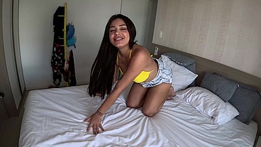Dando um trato no rabo da novinha no Apto dela - Mily Fire