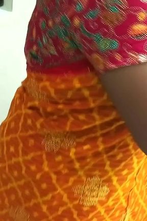 Beautiful Indian Bhabhi Romantic Fucking in Saree with Neighbors Friend