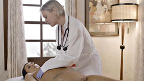 TRANSFIXED - Horny MILF Doctor Dee Williams Wants To Taste Her Petite Patient Cock
