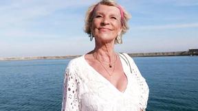 ”Eva's farewell tour, 70 years old!”