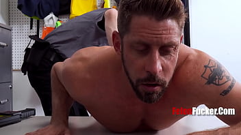 Thief Has Two Options, Fuck The Guard Or Get Fucked In Prison