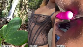 une petite promenade sur la plage et je ne touche pendant une seance photo