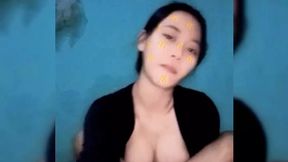 Hairy Asian MILF gives addictive solo pussy play