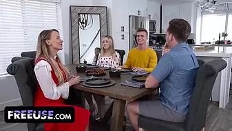 I Got My Son’s Tight Fembot Girlfriend To Milk My Cock With Her Tiny Holes ~ Free Full Scene