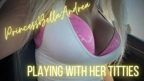 Trans Dame Playing with Her Tits