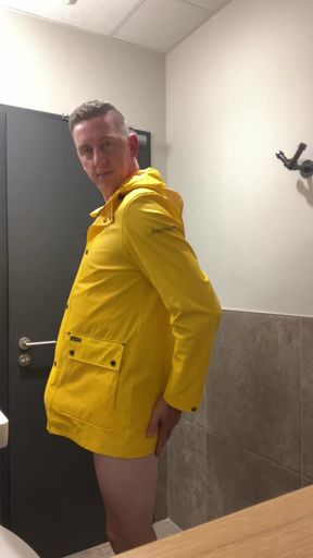 Gay boot fetish and cum from the boot licking with big cock