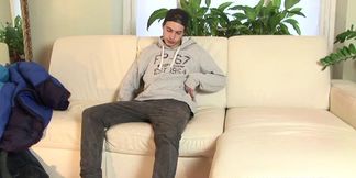 Helping Palm Patrik Sykora from Hammerboys TV