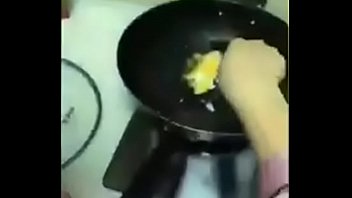 R&aacute_n trứng