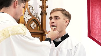 The Last Supper! Altar boy Flynn Fenix was not only given an oblat but a big long dick by the priest Eddie Patrick! That extra protein shot was damn tasty!