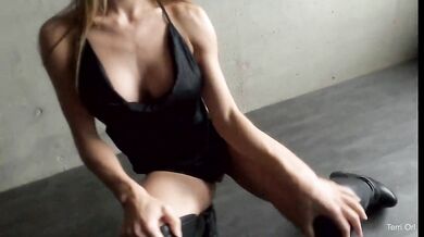 Horny beauty with huge tits seduced me with her dildo handjob. Fucked her tight pussy