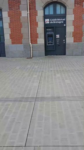 I empty the wallet of my slave