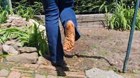 Now Lick The Mud Off My Feet