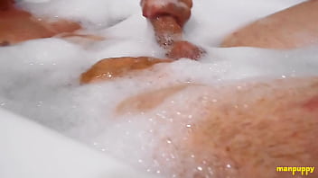 Richard Lennox Enjoying His Bath Time With A Slow Handjob