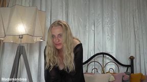 Mature Granny Gets Pounded by Dildo Machine