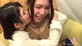 Embarrassed Amateur Lesbian Pickup: Teasing & Licking My Best Friend’s Raw Pussy For The First Time