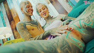 Heavily tattooed Anuskatzz Playing with alternative Nahlu pussy