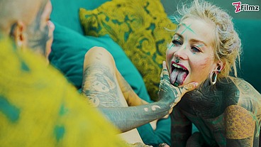 Heavily tattooed Anuskatzz Playing with alternative Nahlu pussy