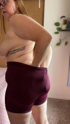 Behind the scenes of my Crop Top Tank YouTube channel haul