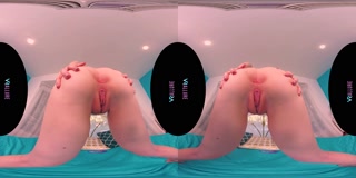 VRALLURE Your personal dinner date