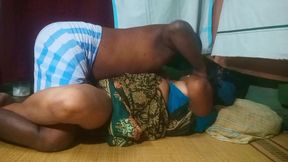 Indian Aunty Village Style Fuking in Homemade Video